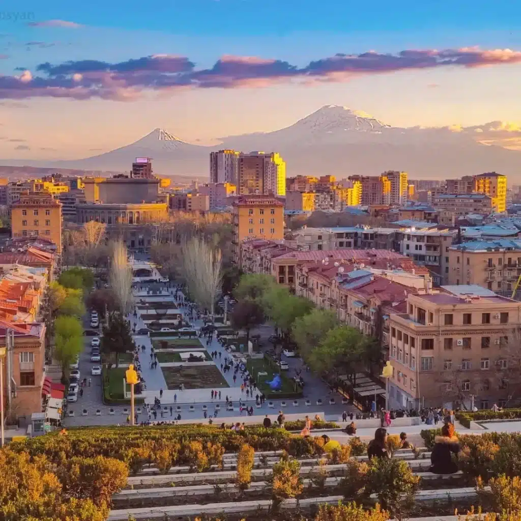 Cascade Complex & City Viewpoints