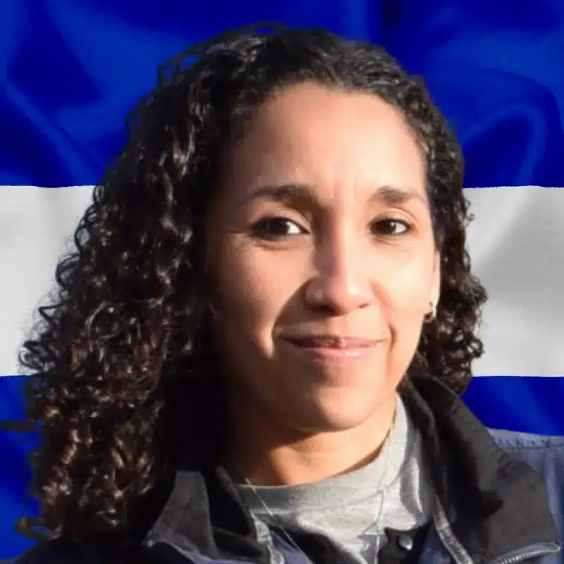 Claudia - El Salvador