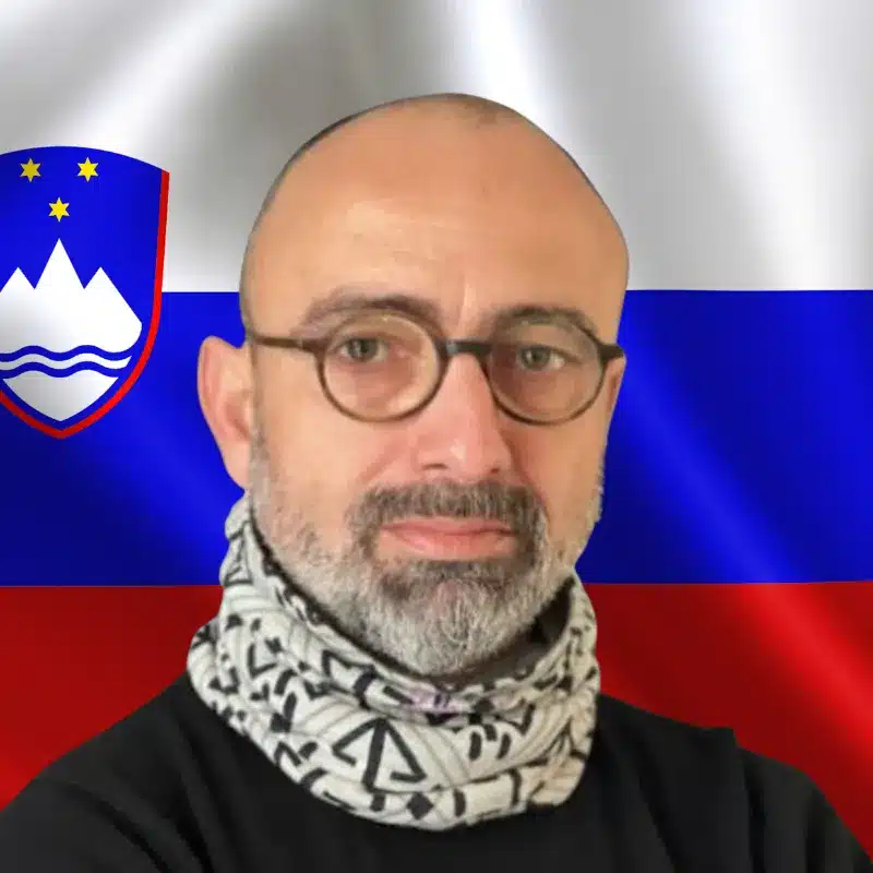 Slovenia - Dinos
